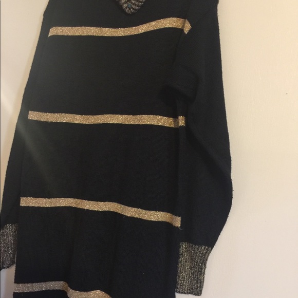 Dress - Picture 1 of 8